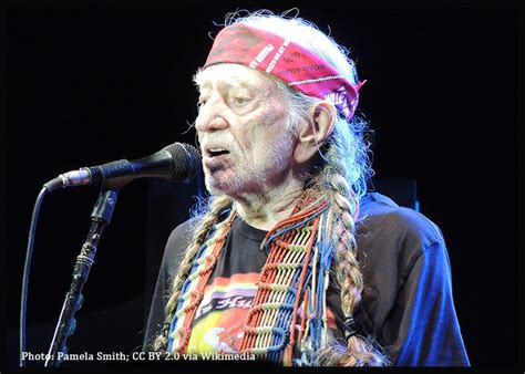 Willie Nelson headed on the road again with Outlaw Music Festival Tour